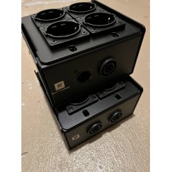 Stageboks kvart - Input: 1x True1. Output: 4x schuko, 3x true1